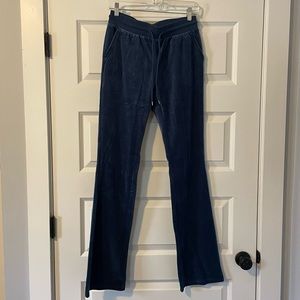 Mid Rise Velour Flare Sweatpants in Blue